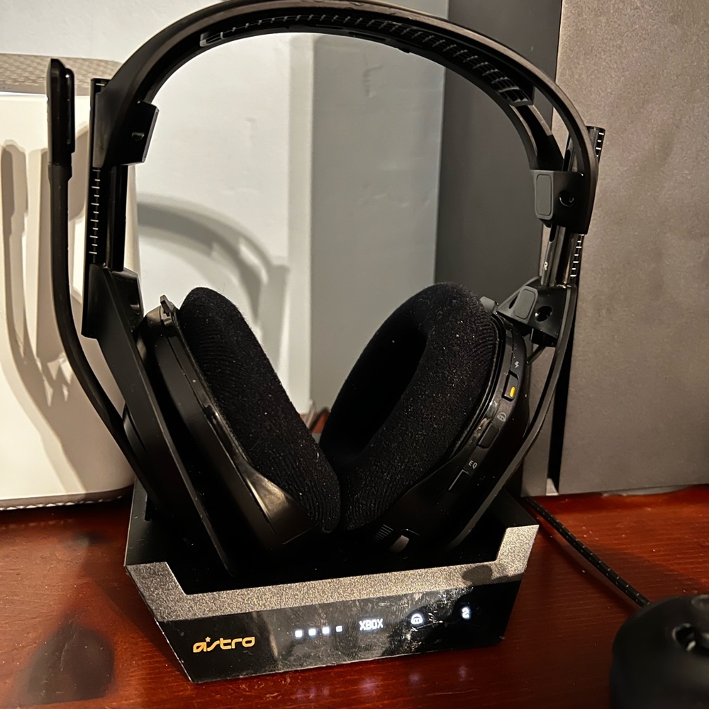 Xbox Astro A50 wireless headset